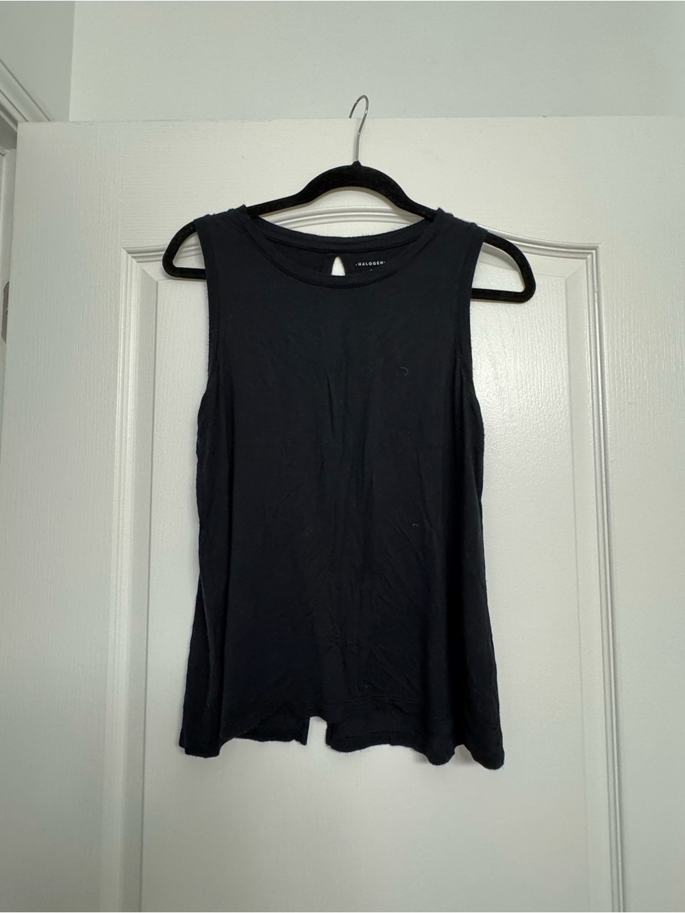 Halogen Black Sleeveless Scoop Neck Tank